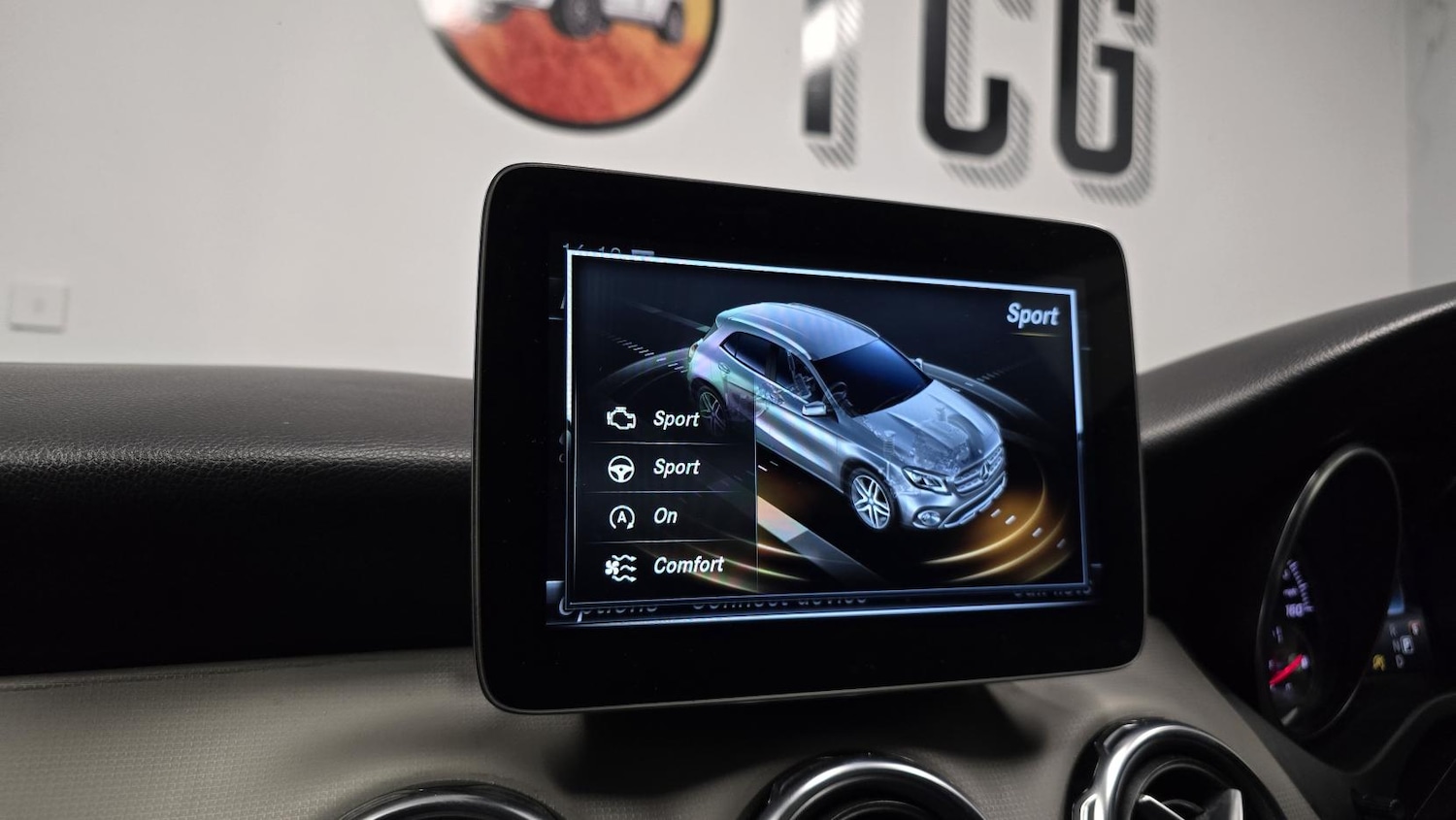 Used Mercedes-Benz GLA 2019 for sale - 77395403: Photo 30