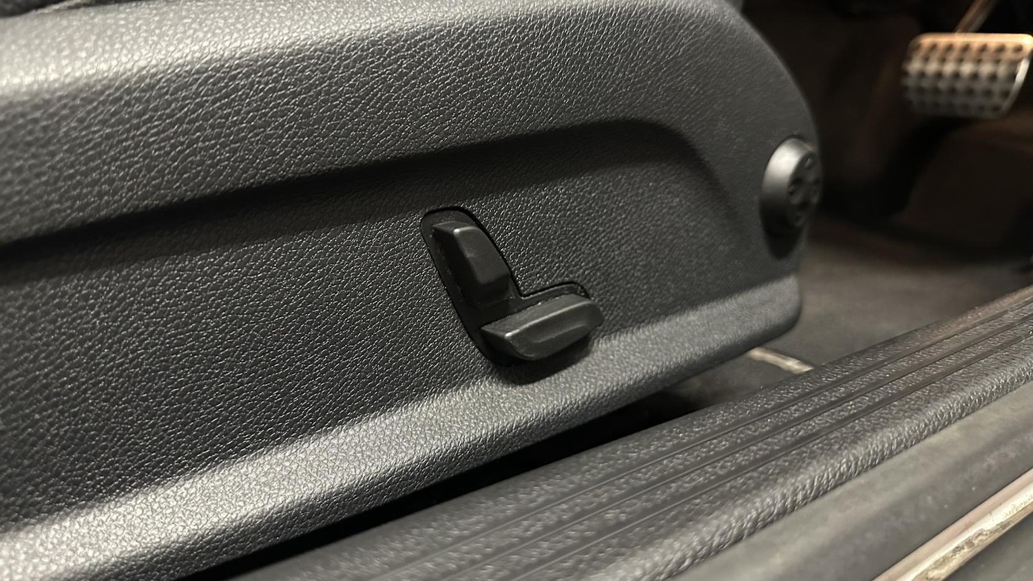 Used Mercedes-Benz C Class 2018 for sale - 78095277: Photo 25