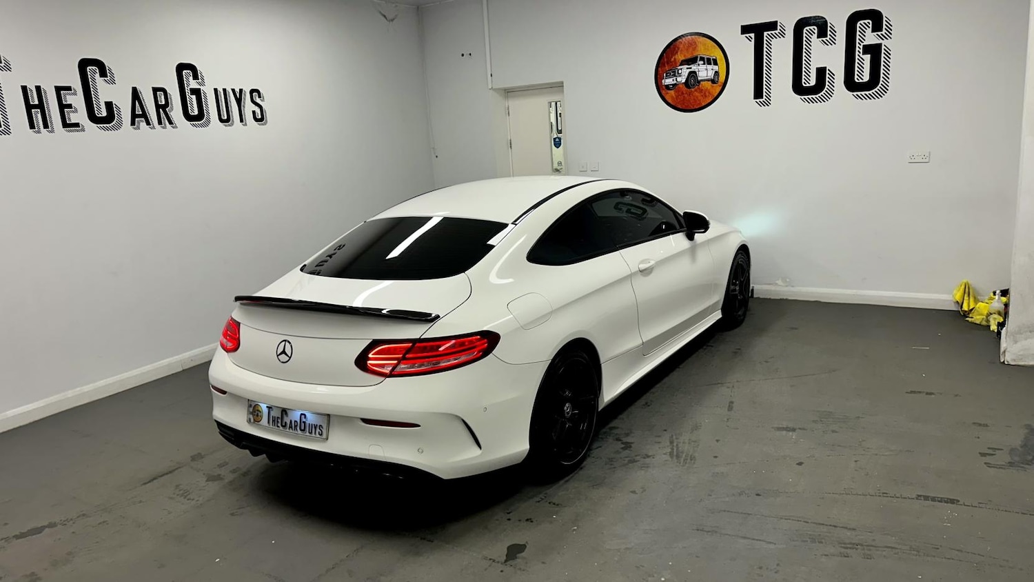 Used Mercedes-Benz C Class 2018 for sale - 78095277: Photo 32