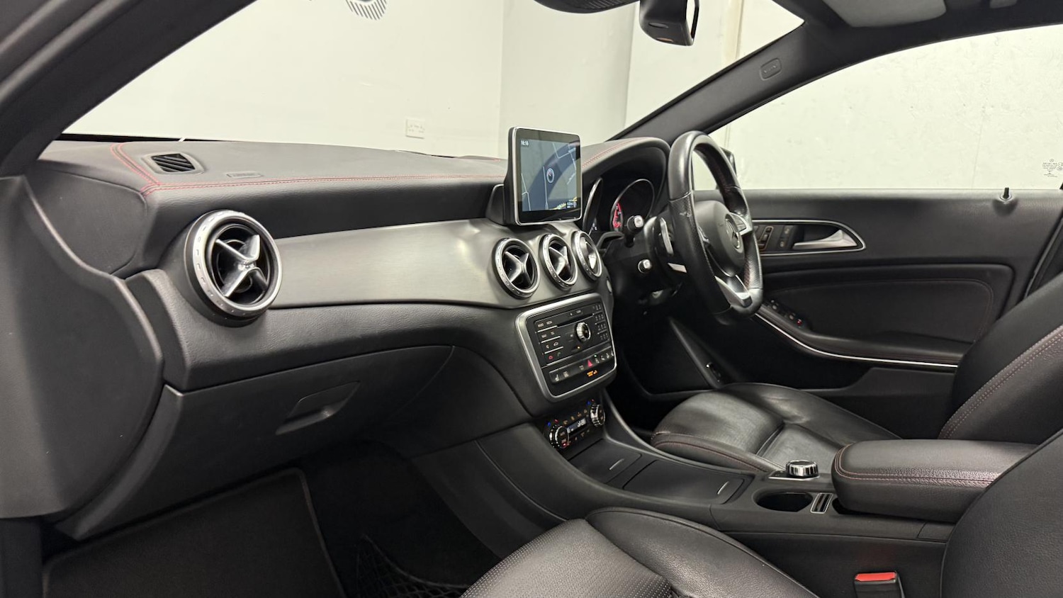 Used Mercedes-Benz GLA 2017 for sale - 77189620: Photo 18