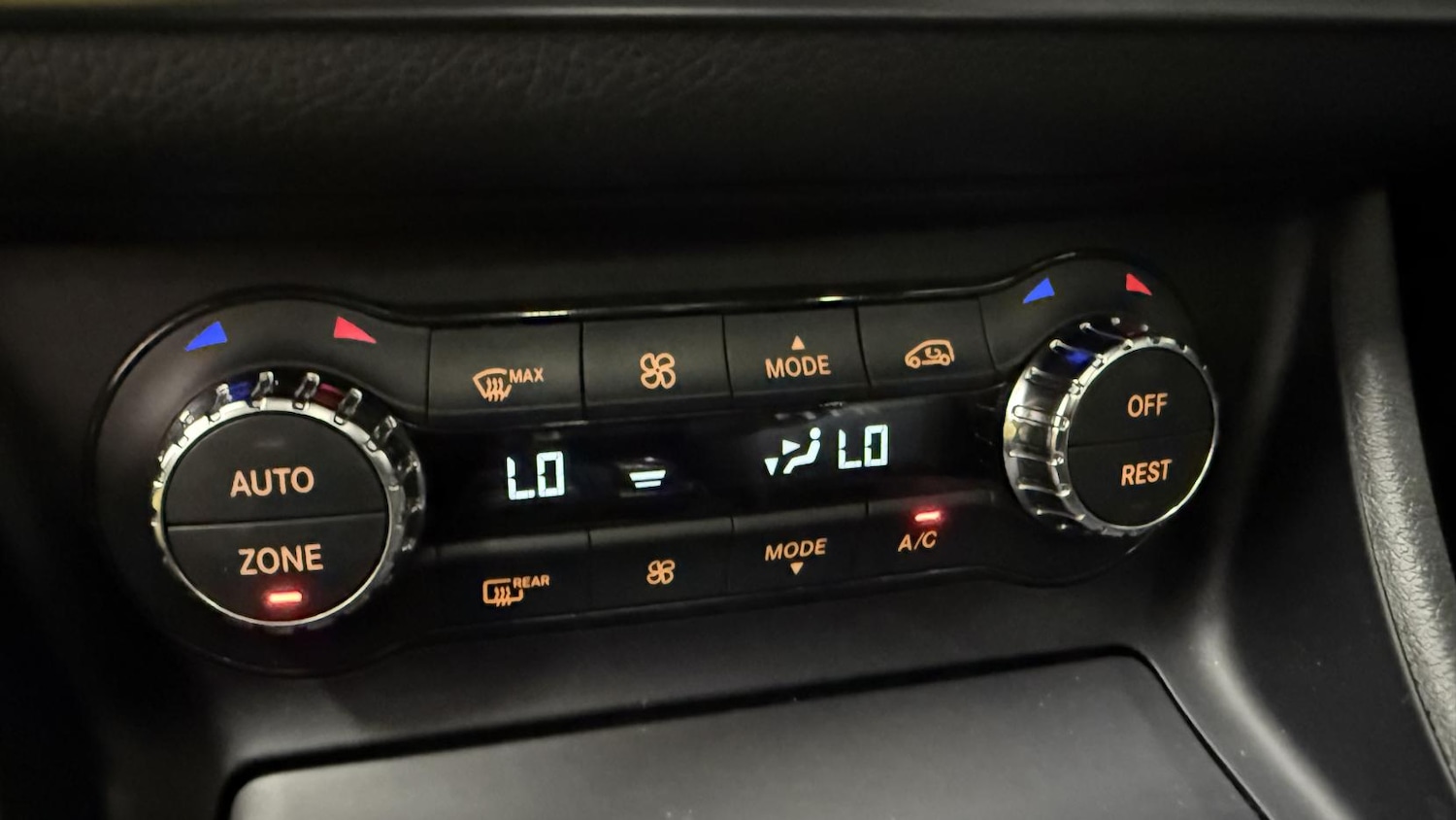 Used Mercedes-Benz GLA 2017 for sale - 77189620: Photo 38