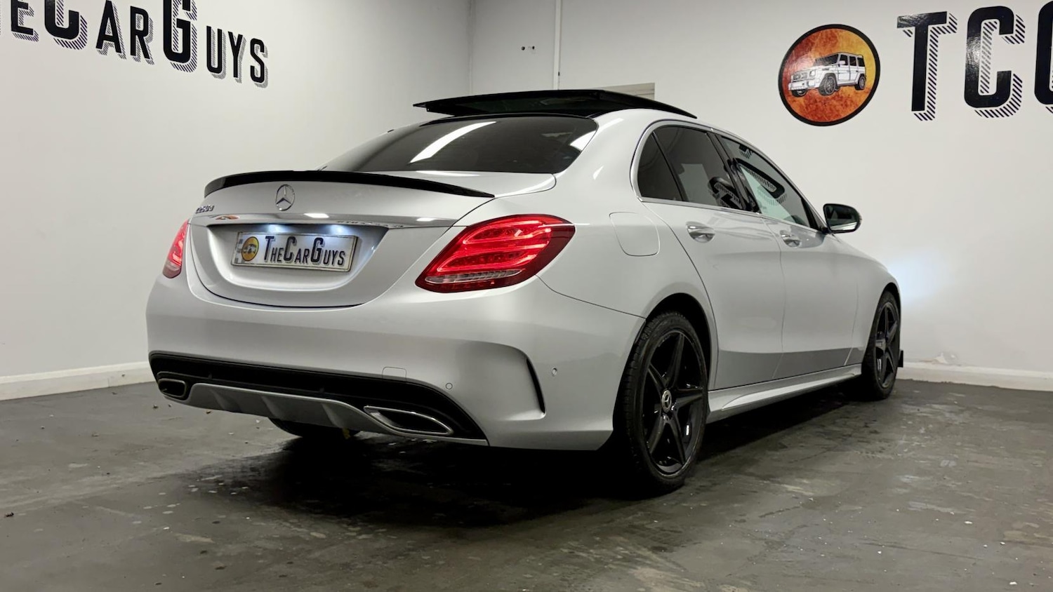 Used Mercedes-Benz C Class 2018 for sale - 77630936: Photo 11