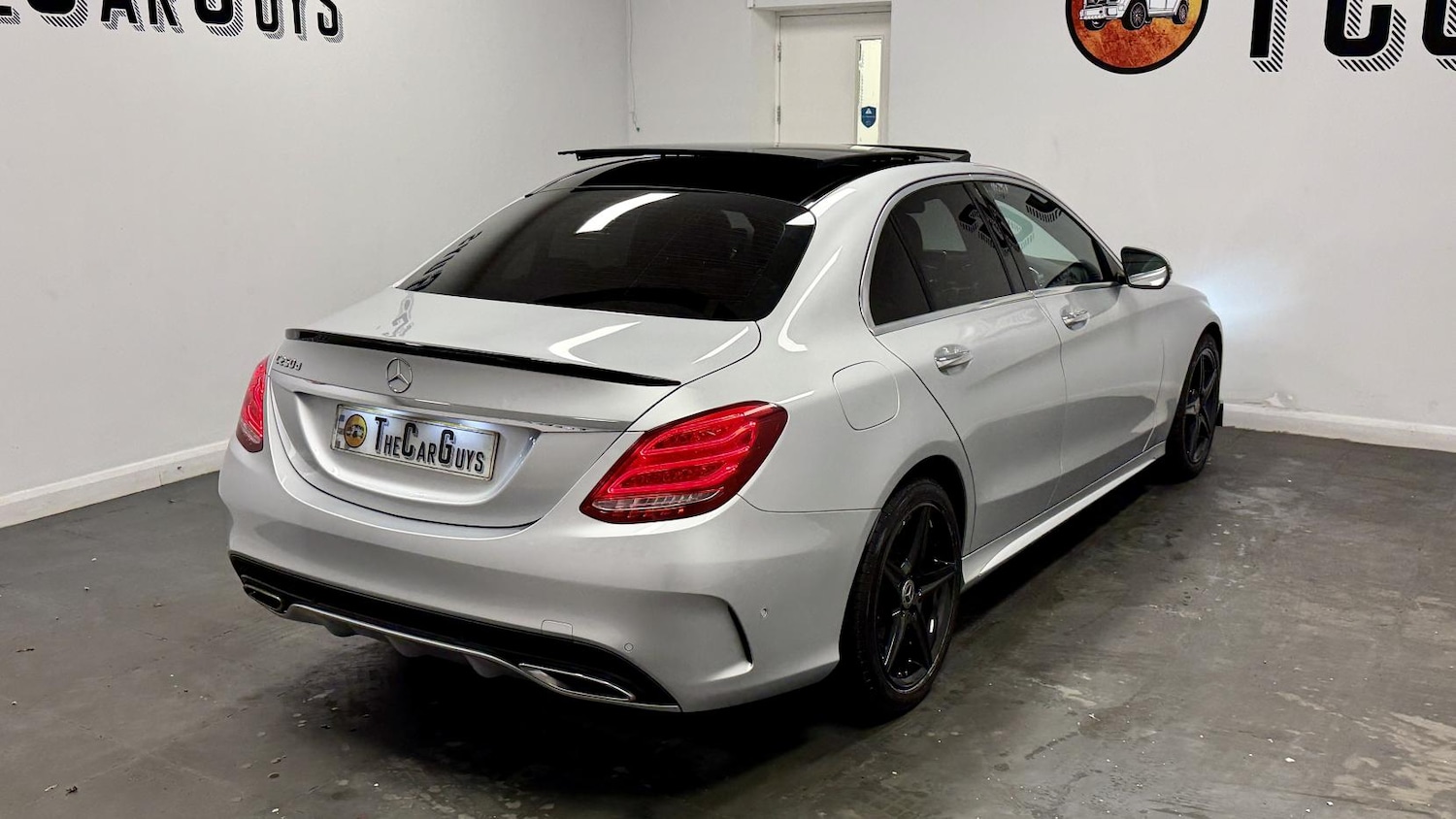 Used Mercedes-Benz C Class 2018 for sale - 77630936: Photo 12