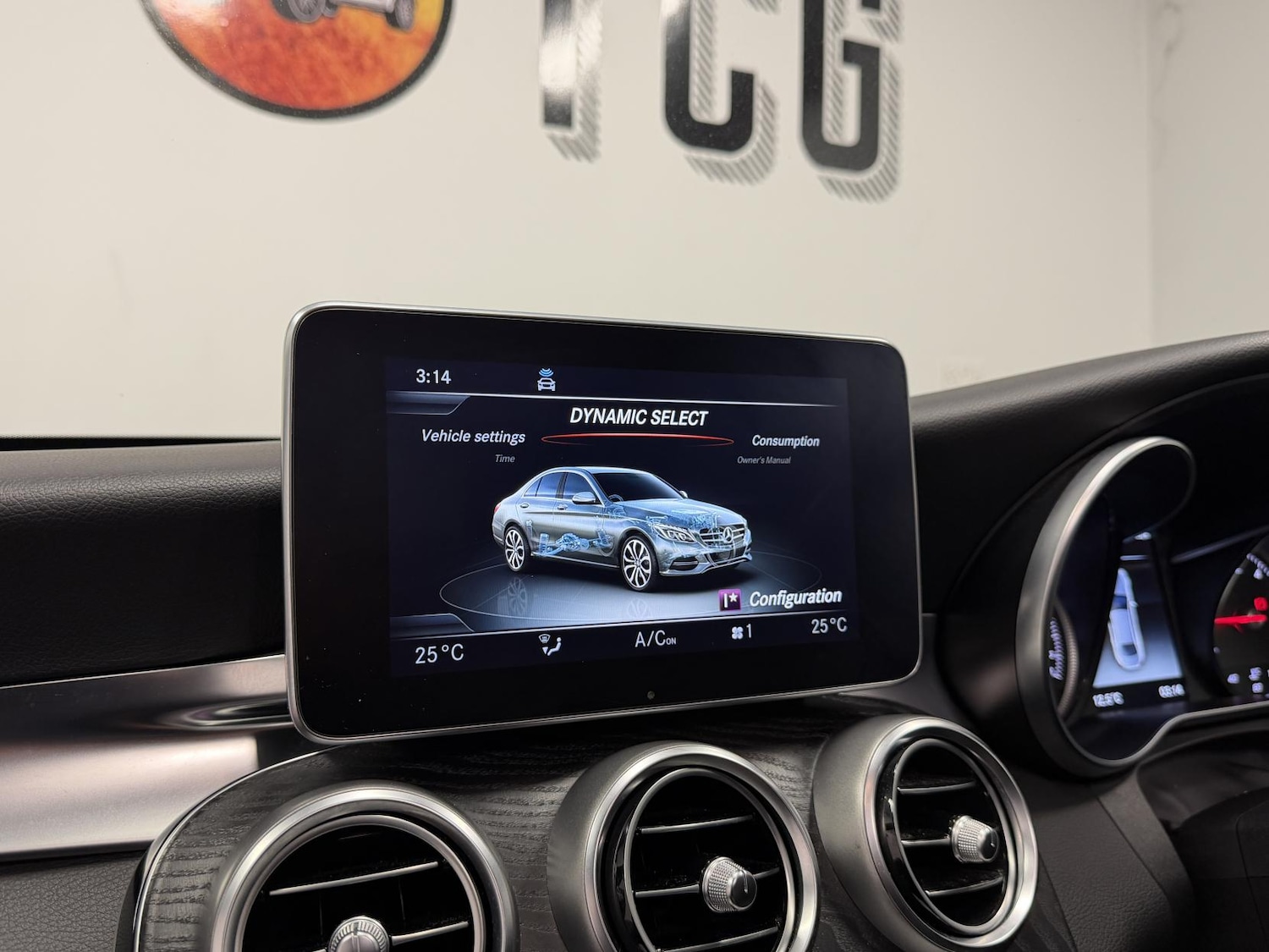 Used Mercedes-Benz C Class 2018 for sale - 77630936: Photo 27