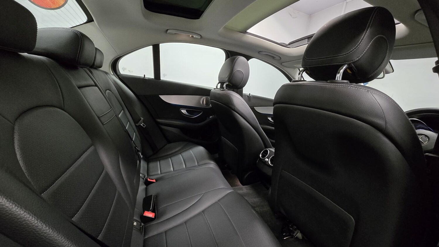 Used Mercedes-Benz C Class 2017 for sale - 77558844: Photo 16