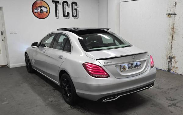 Used Mercedes-Benz C Class 2017 for sale - 77558844: Photo 2