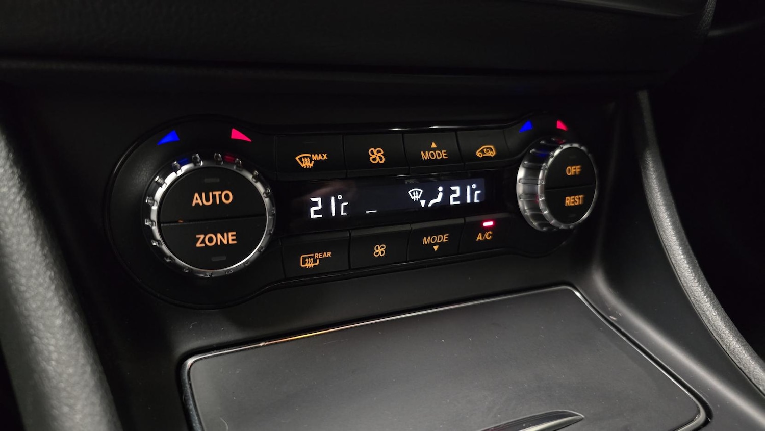 Used Mercedes-Benz GLA 2019 for sale - 78032109: Photo 19