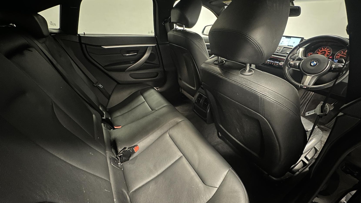 Used BMW 4 Series 2017 for sale - 77992032: Photo 15