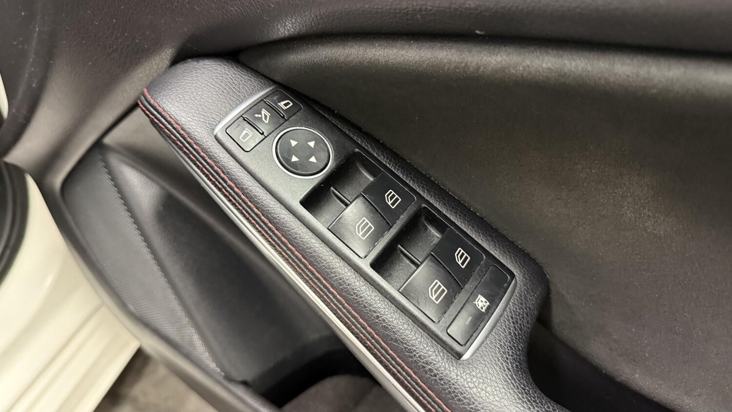 Used Mercedes-Benz A-Class 2017 for sale - 77398321: Photo 15