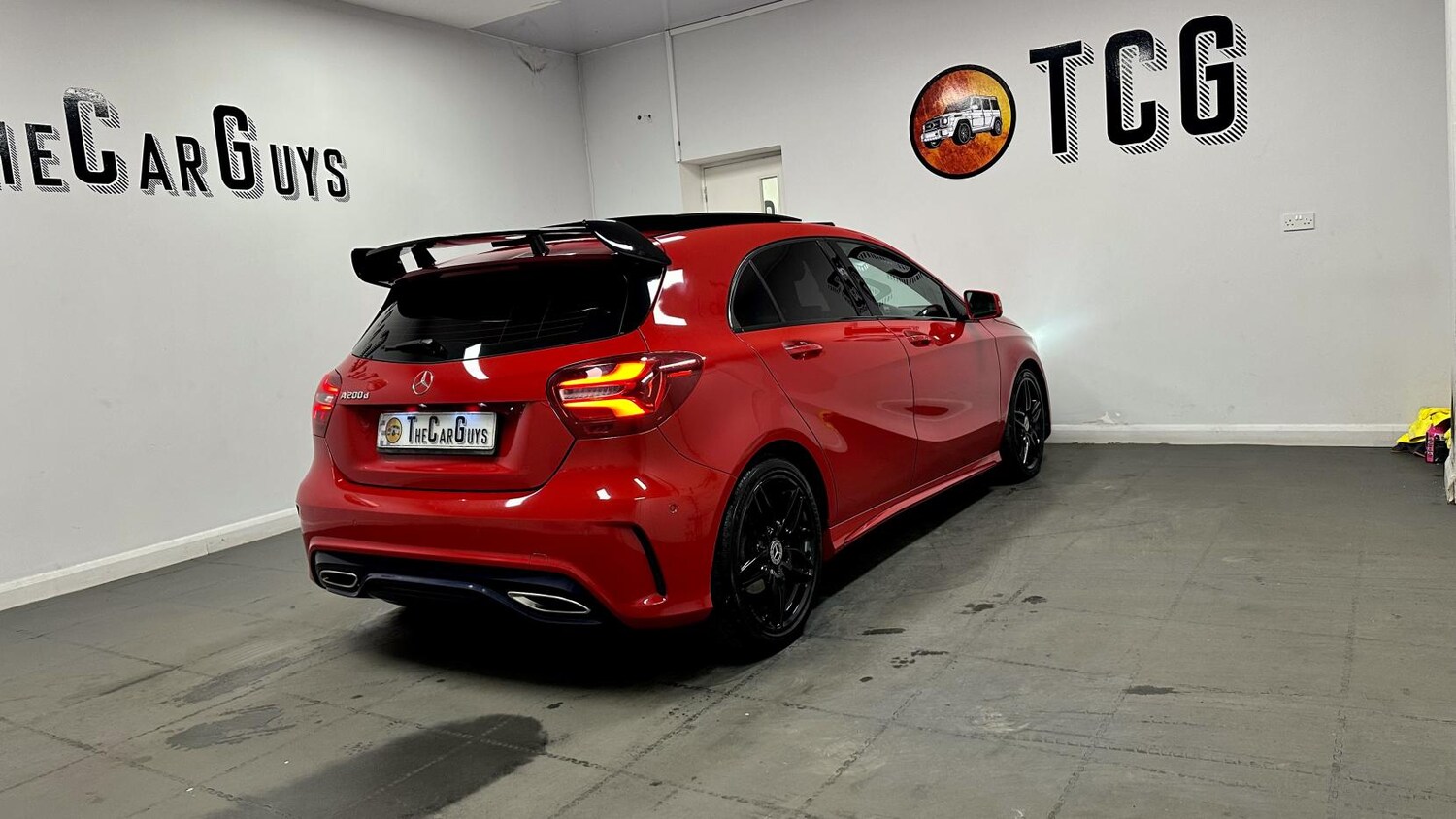 Used Mercedes-Benz A-Class 2017 for sale - 77755180: Photo 40