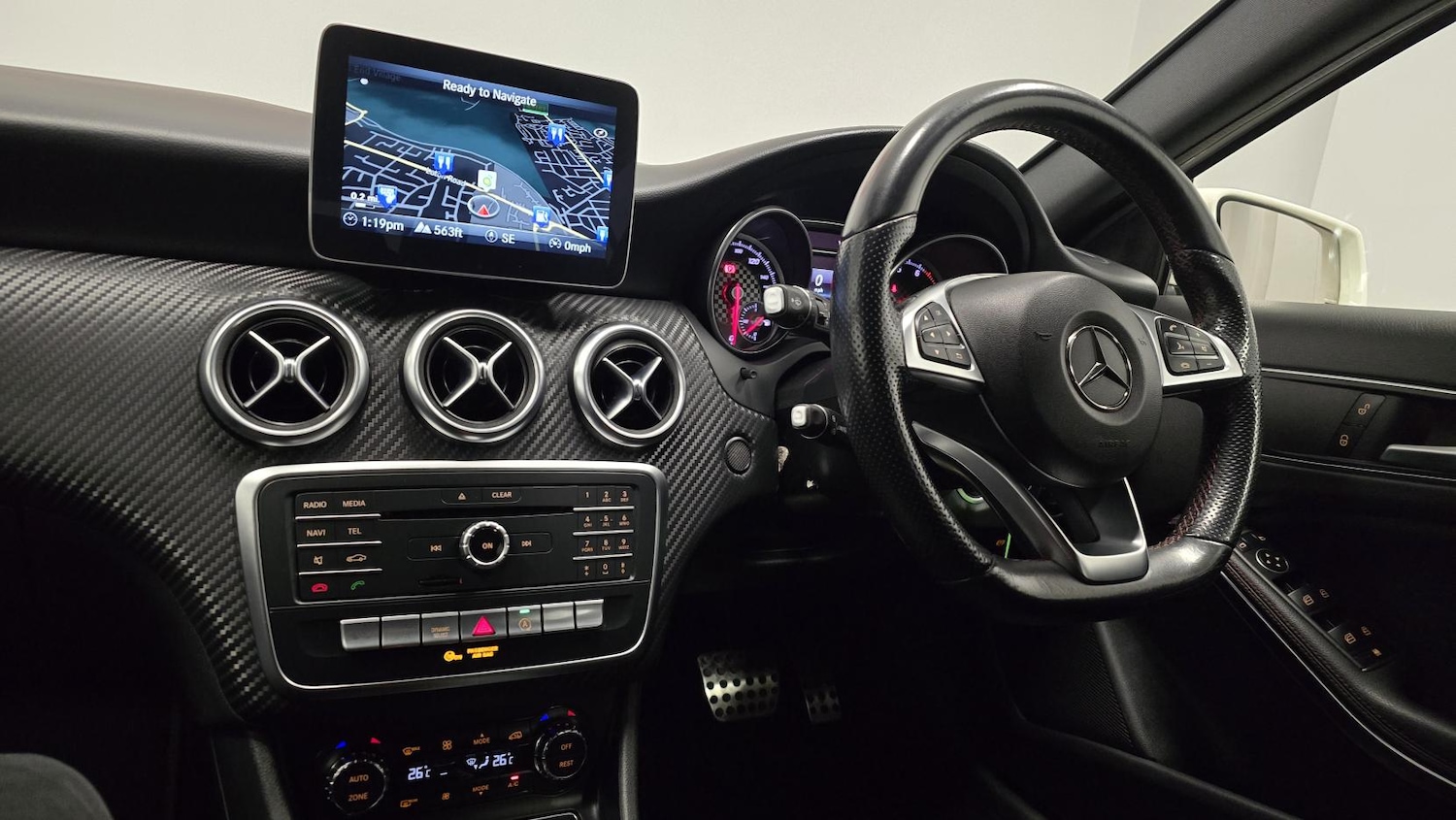 Used Mercedes-Benz A-Class 2018 for sale - 77109974: Photo 2