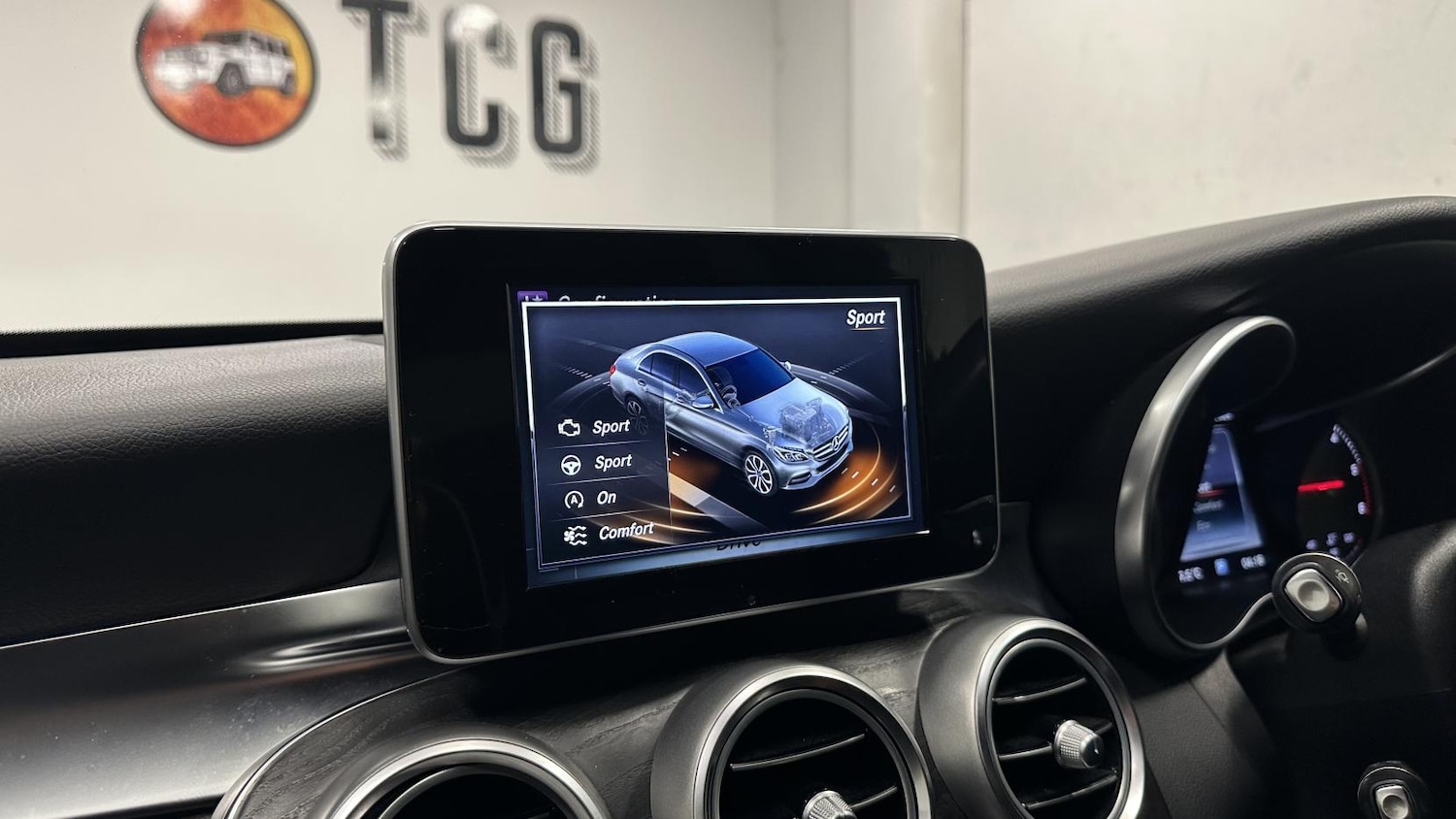 Used Mercedes-Benz C Class 2016 for sale - 77329560: Photo 22