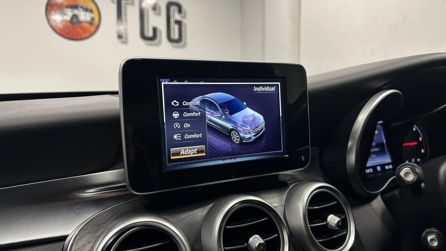 Used Mercedes-Benz C Class 2016 for sale - 77329560: Photo 24