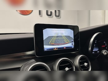 Used Mercedes-Benz C Class 2016 for sale - 77329560: Photo