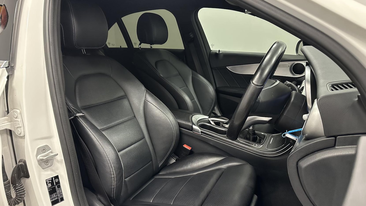 Used Mercedes-Benz C Class 2016 for sale - 77329560: Photo 9