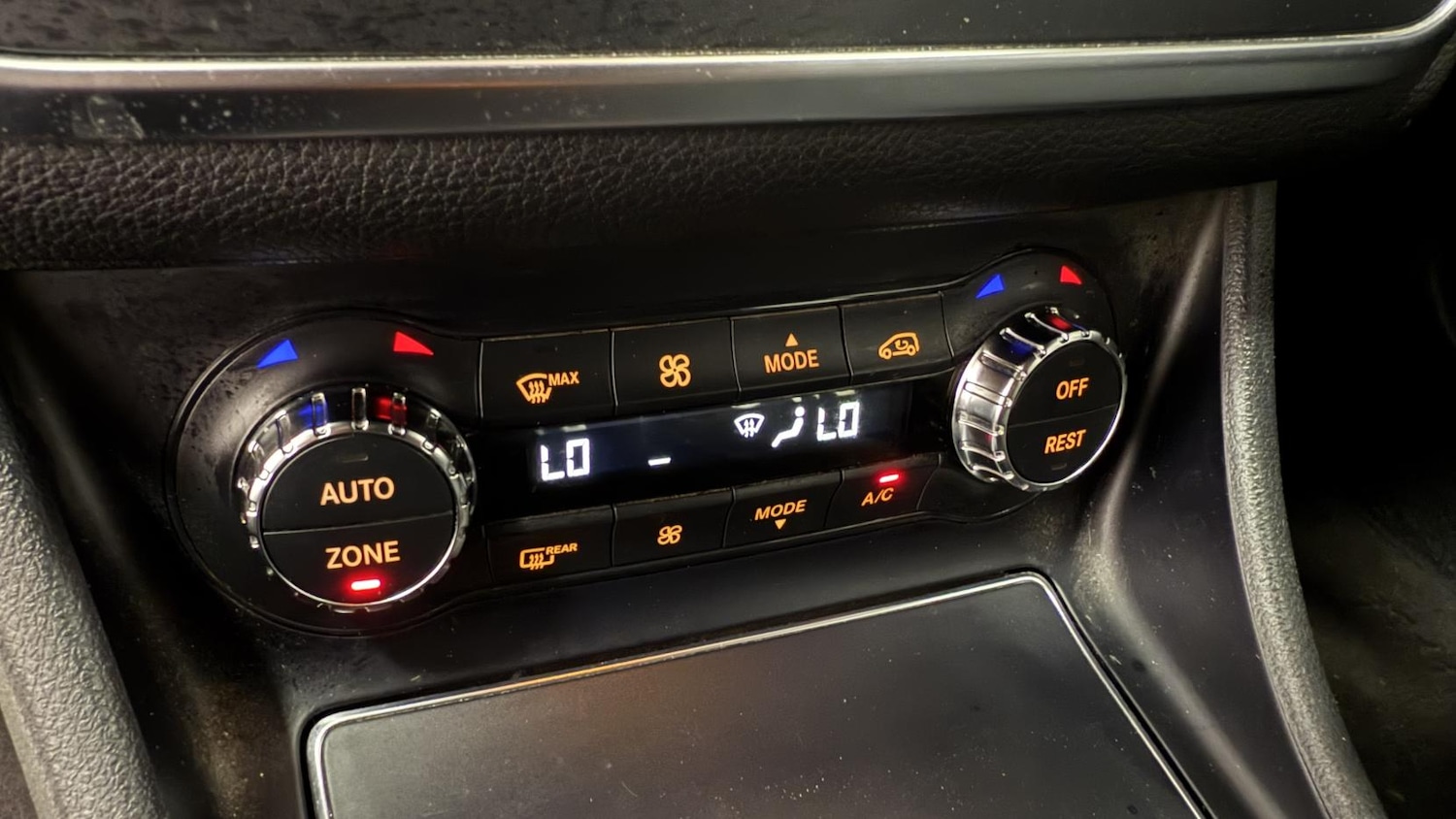 Used Mercedes-Benz CLA 2016 for sale - 77109983: Photo 30