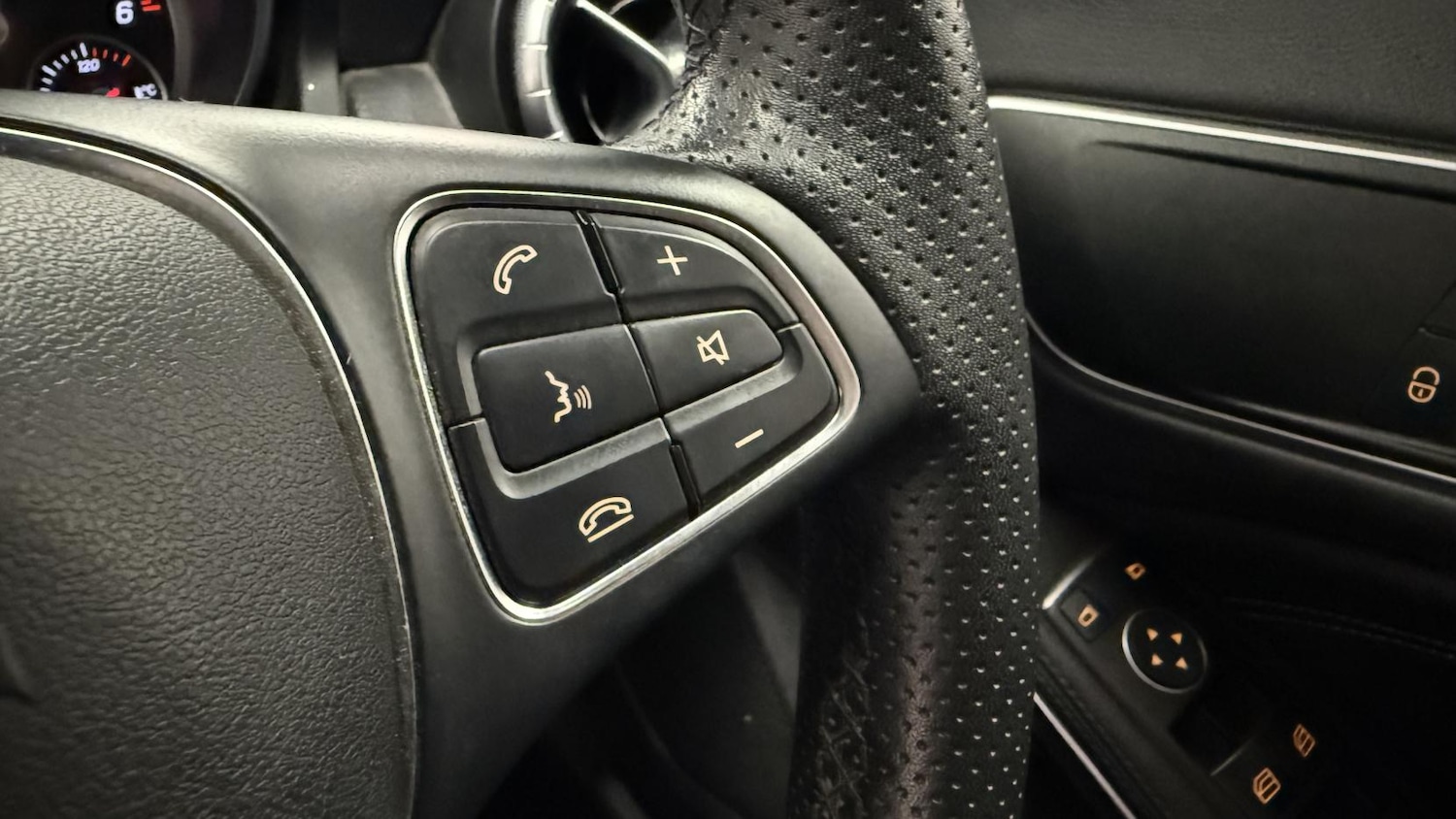 Used Mercedes-Benz CLA 2016 for sale - 77109983: Photo 33