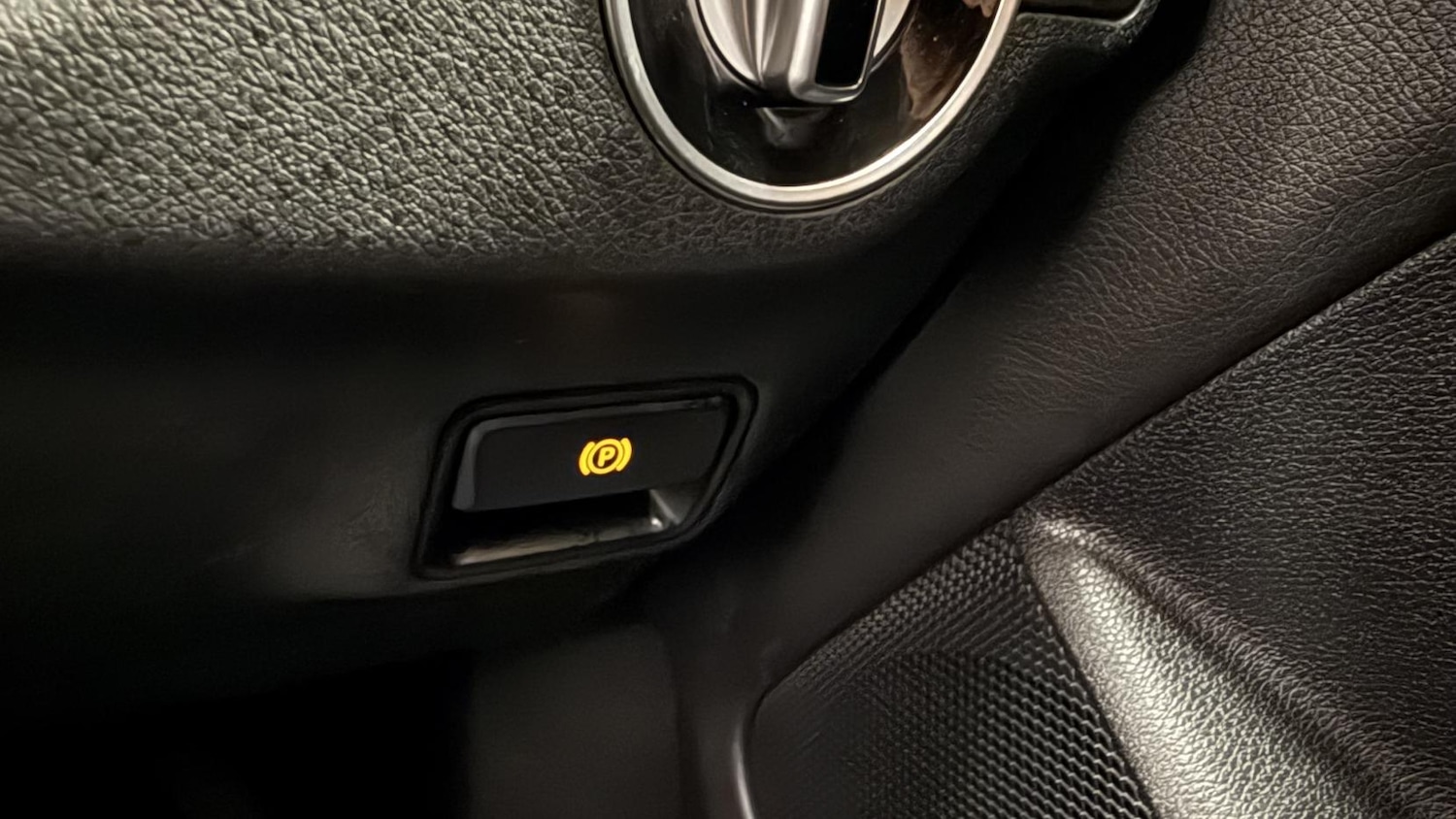 Used Mercedes-Benz CLA 2016 for sale - 77109983: Photo 36