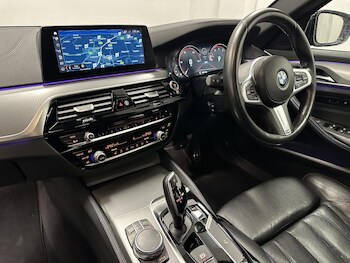 Used BMW 5 Series 2017 for sale - 77851806: Photo