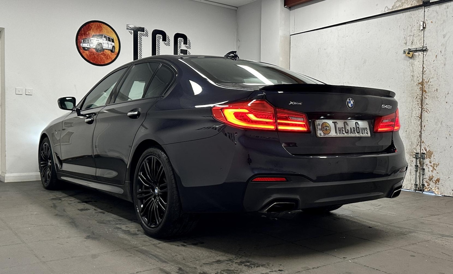 Used BMW 5 Series 2017 for sale - 77851806: Photo 3