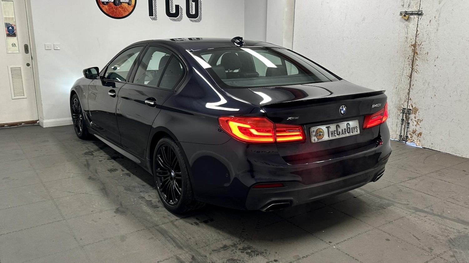 Used BMW 5 Series 2017 for sale - 77851806: Photo 9