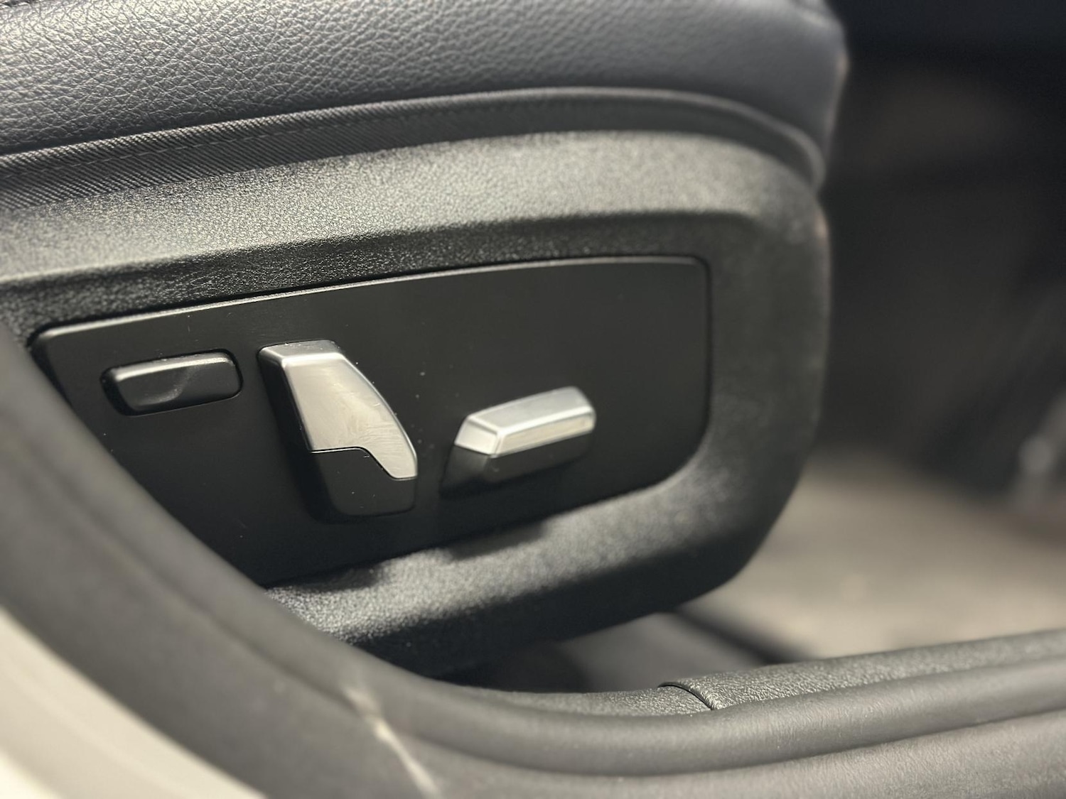 Used BMW 5 Series 2017 for sale - 77162457: Photo 24