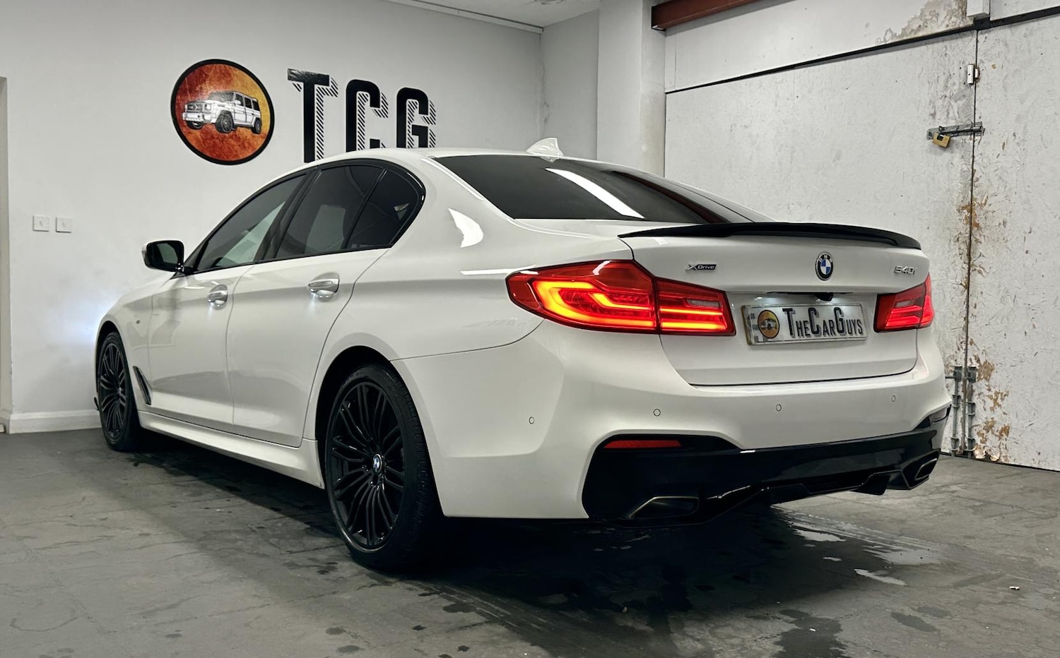 Used BMW 5 Series 2017 for sale - 77162457: Photo 3