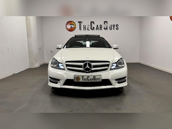 Used Mercedes-Benz C Class 2015 for sale - 79030092: Photo