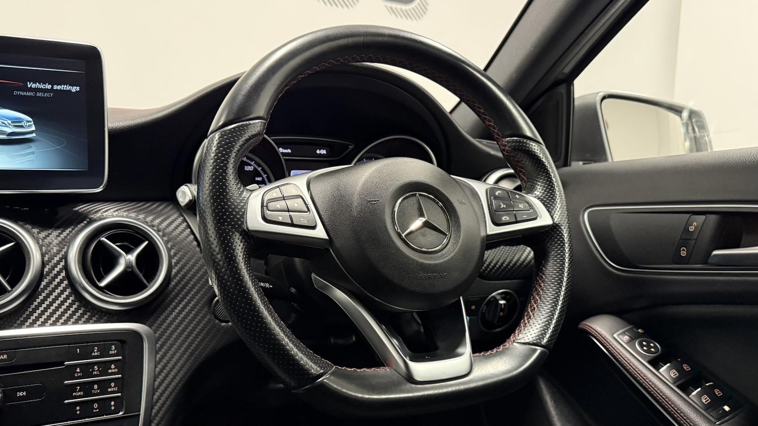 Used Mercedes-Benz A-Class 2017 for sale - 77782170: Photo 35