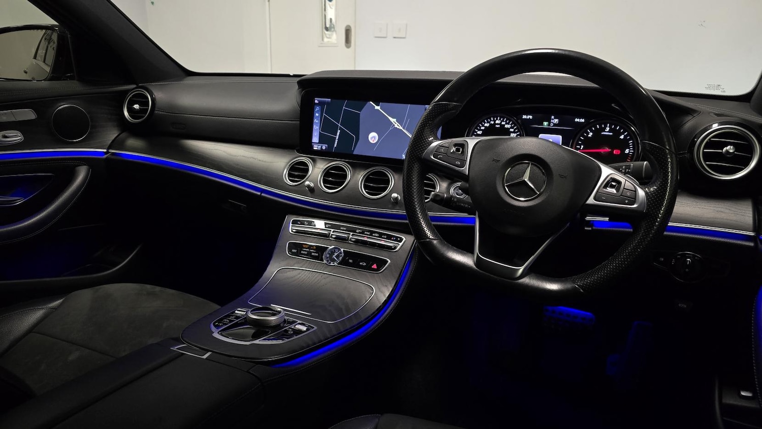 Used Mercedes-Benz E Class 2018 for sale - 77109956: Photo 15