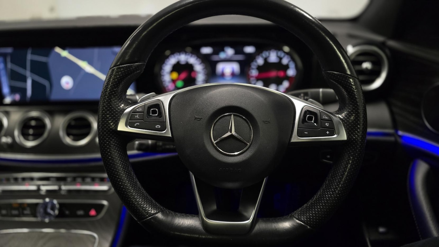 Used Mercedes-Benz E Class 2018 for sale - 77109956: Photo 16