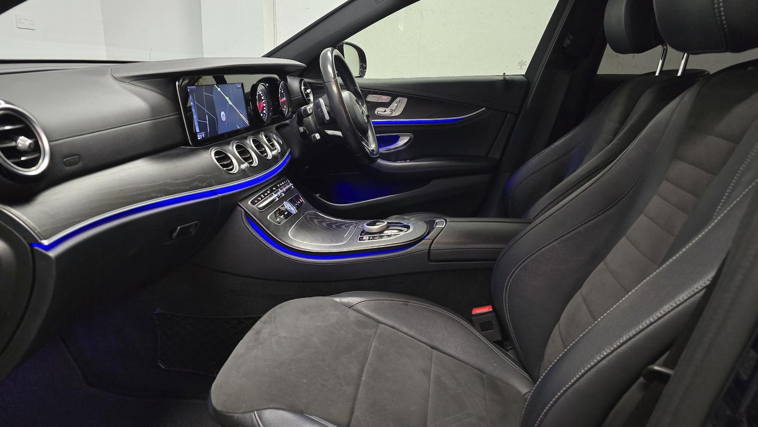 Used Mercedes-Benz E Class 2018 for sale - 77109956: Photo 17