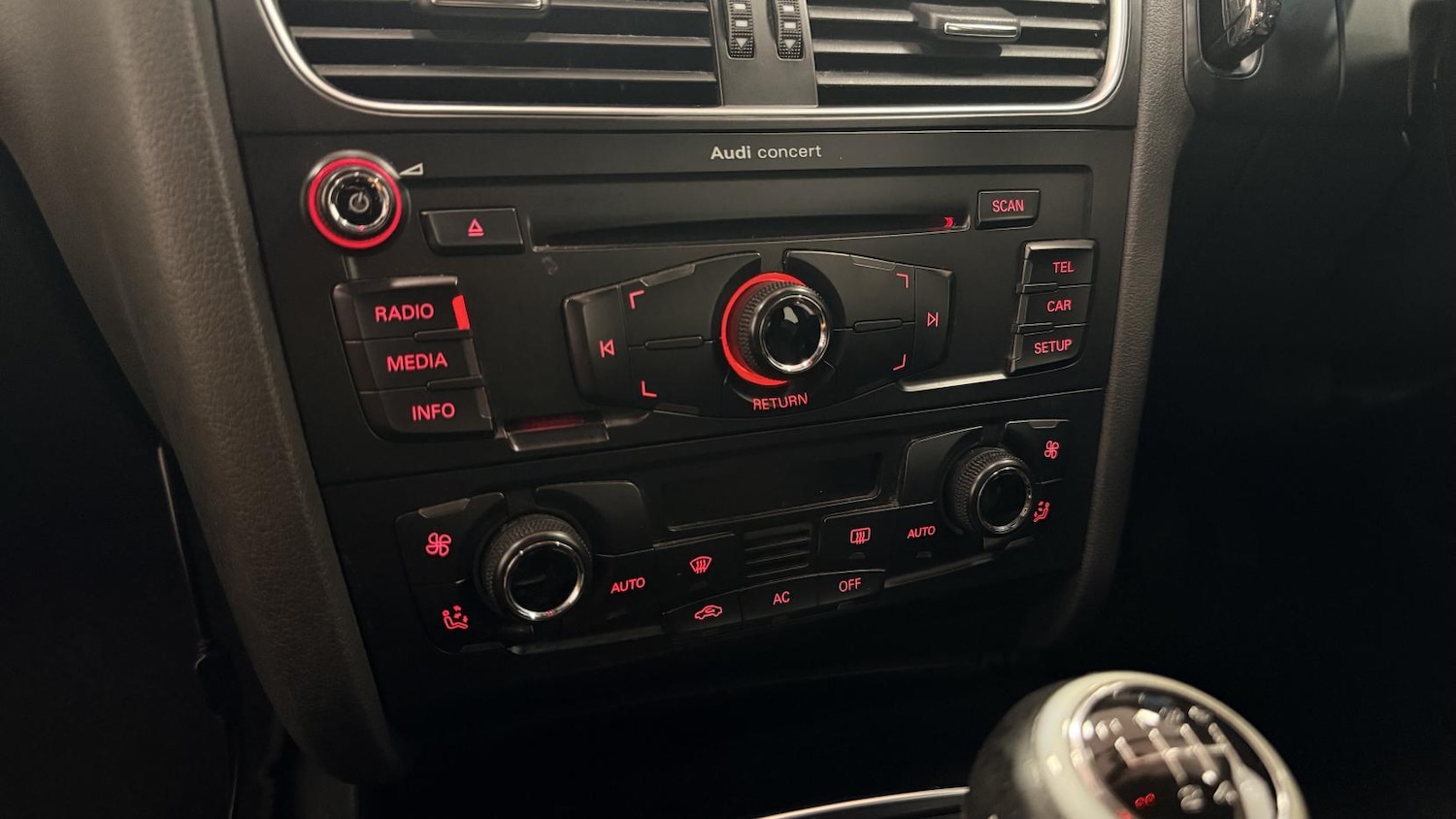 Used Audi A4 2012 for sale - 77357643: Photo 18