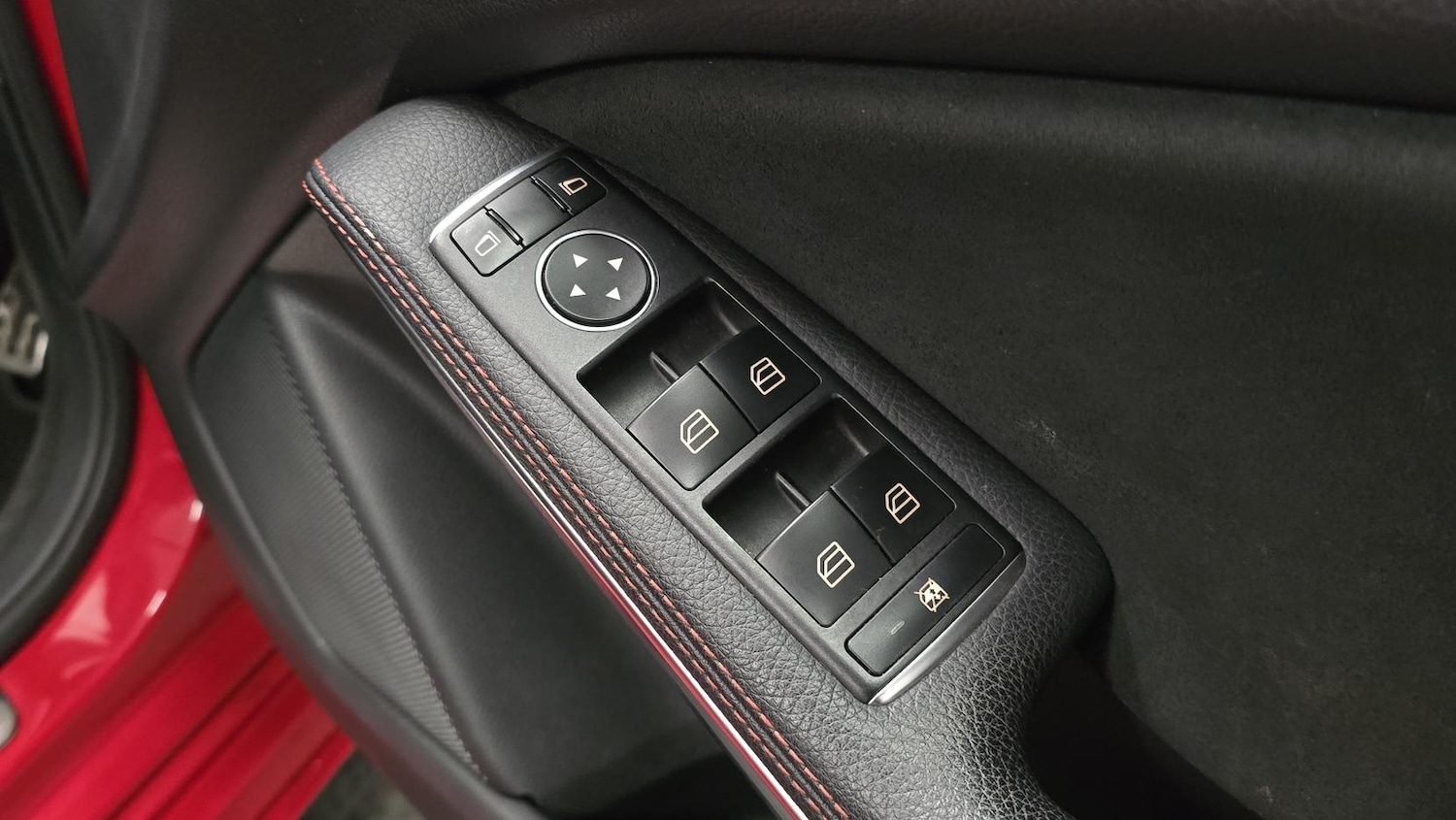 Used Mercedes-Benz A-Class 2018 for sale - 77890173: Photo 15