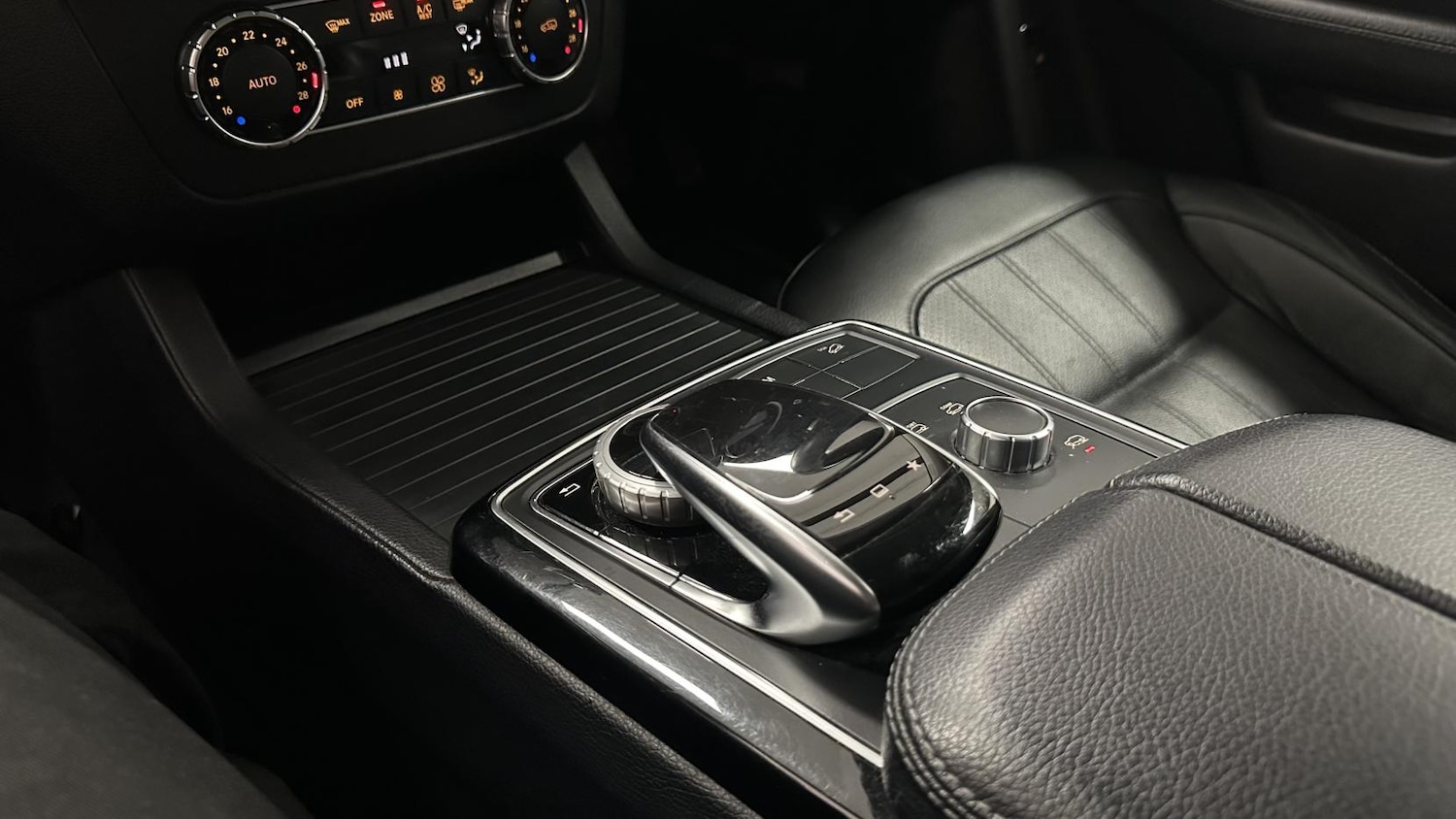 Used Mercedes-Benz GLE 2015 for sale - 77280645: Photo 26