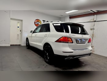 Used Mercedes-Benz GLE 2015 for sale - 77280645: Photo