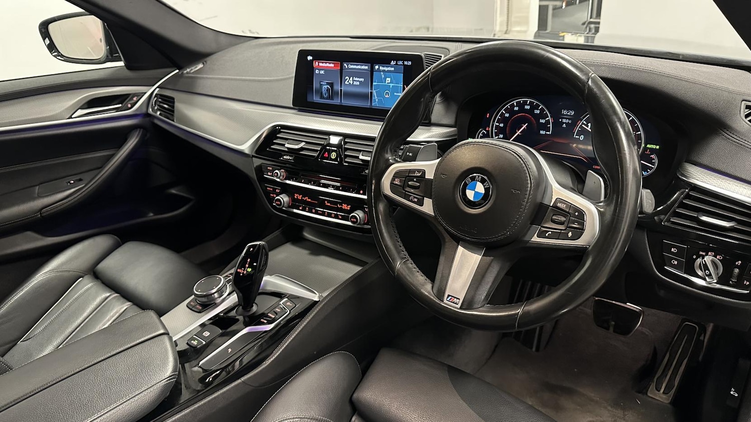 Used BMW 5 Series 2017 for sale - 77679069: Photo 10