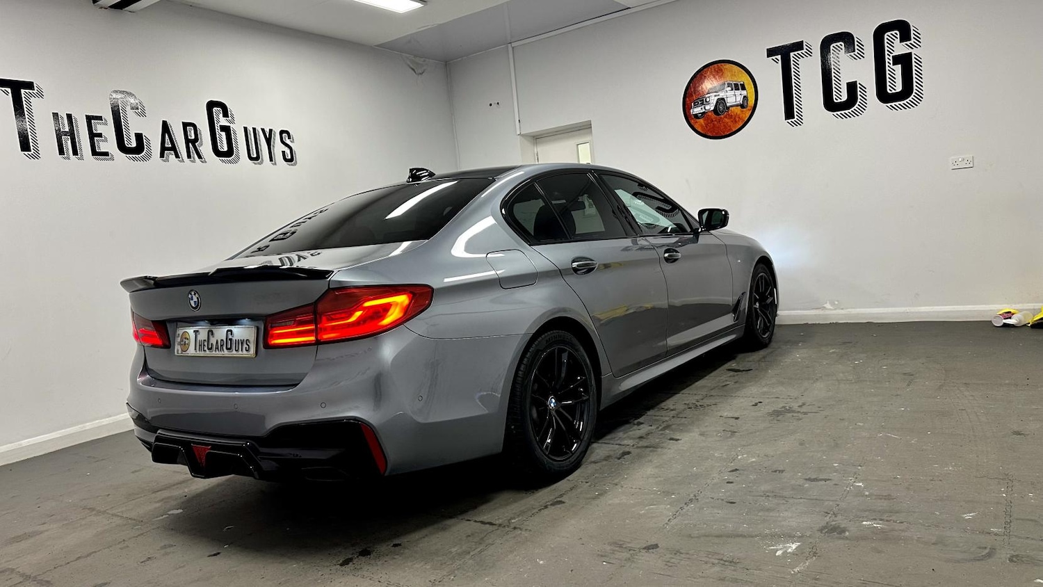 Used BMW 5 Series 2017 for sale - 77679069: Photo 34