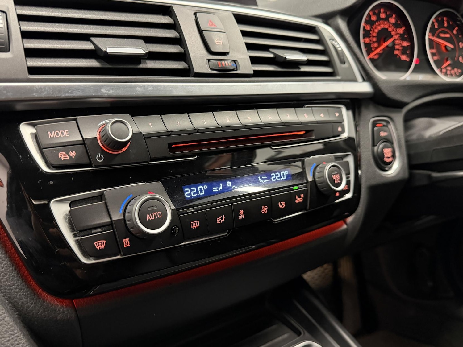 Used BMW 3 Series 2018 for sale - 77921754: Photo 17