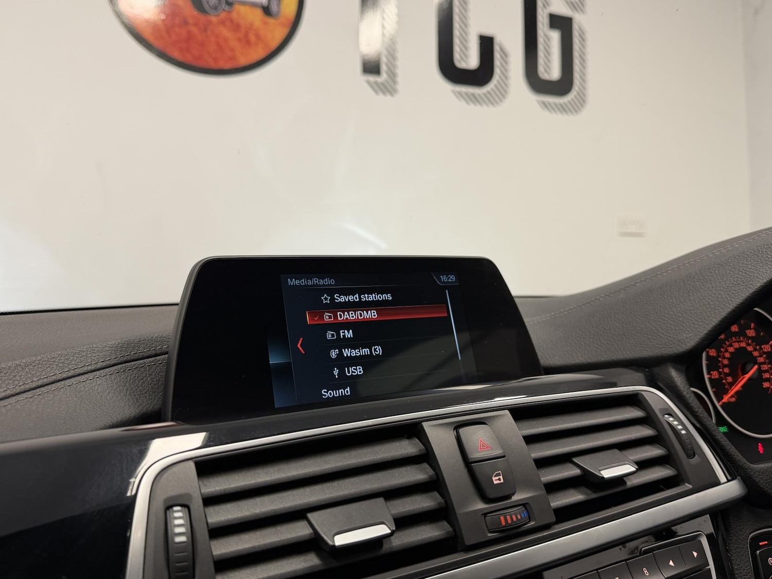 Used BMW 3 Series 2018 for sale - 77921754: Photo 18