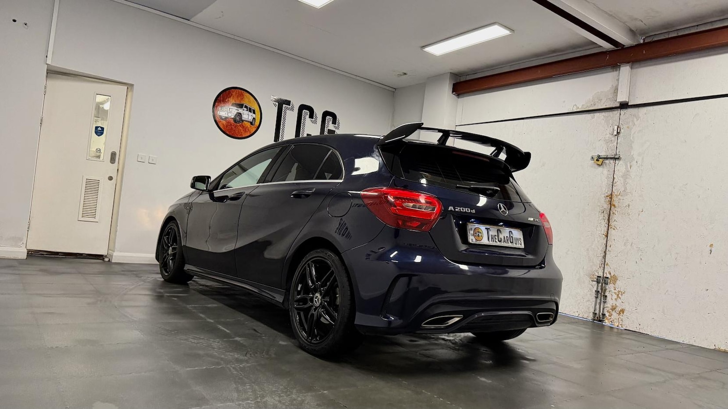 Used Mercedes-Benz A-Class 2017 for sale - 77109979: Photo 3