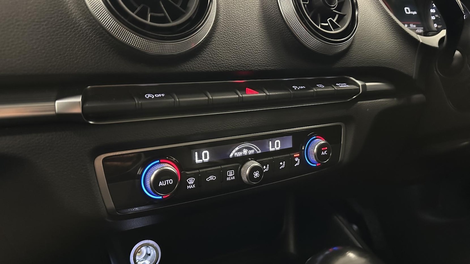 Used Audi A3 2018 for sale - 78095299: Photo 27