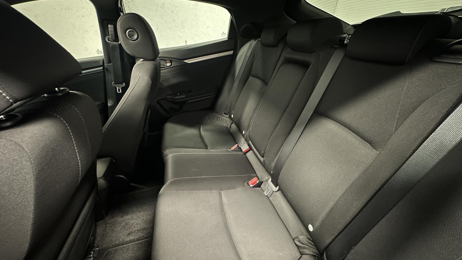 Used Honda Civic 2018 for sale - 78135461: Photo 19