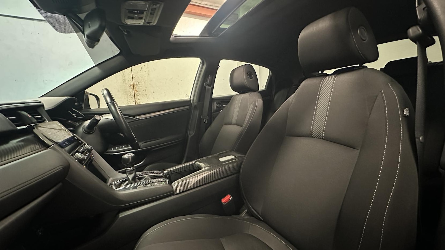 Used Honda Civic 2018 for sale - 78135461: Photo 20