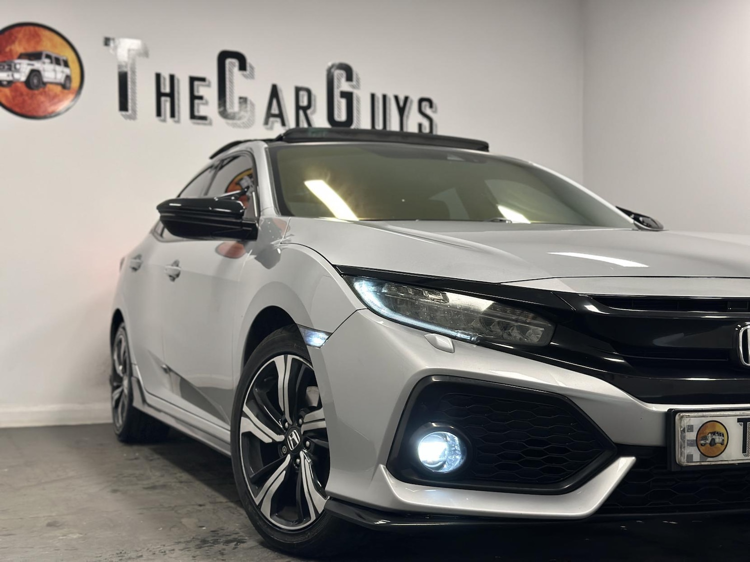 Used Honda Civic 2018 for sale - 78135461: Photo 6