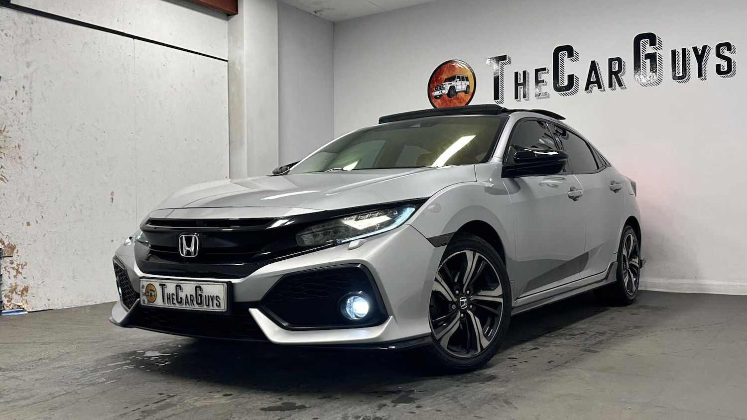 Used Honda Civic 2018 for sale - 78135461: Photo 8
