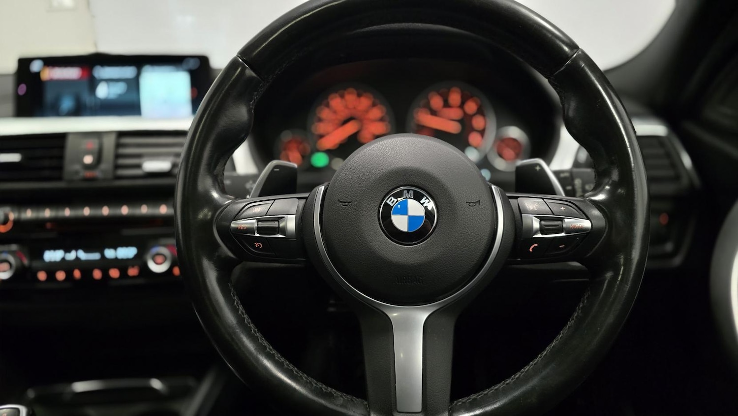 Used BMW 3 Series 2018 for sale - 77438774: Photo 18