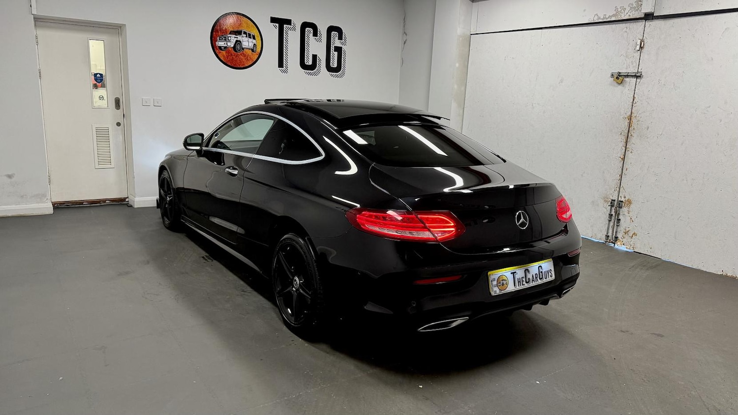 Used Mercedes-Benz C Class 2016 for sale - 77109962: Photo 11