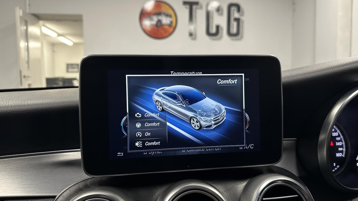 Used Mercedes-Benz C Class 2016 for sale - 77109962: Photo 31