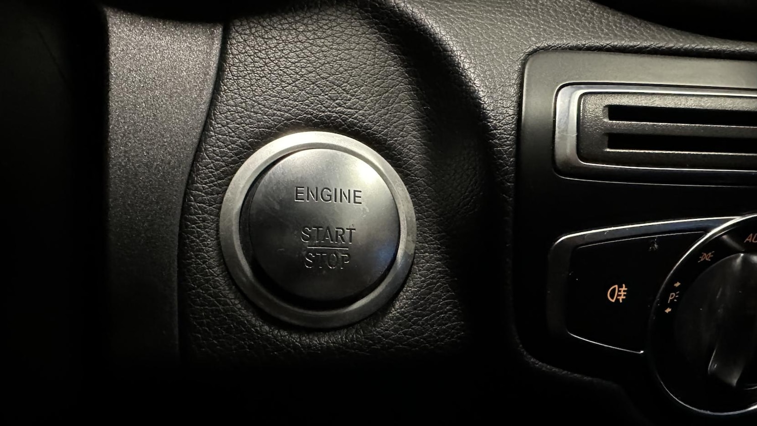 Used Mercedes-Benz C Class 2016 for sale - 77109962: Photo 38